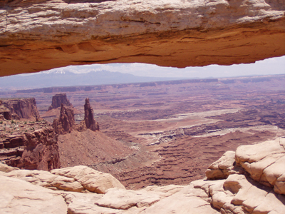 Hidden Nature- Canyonlands NP- Mesa Arch